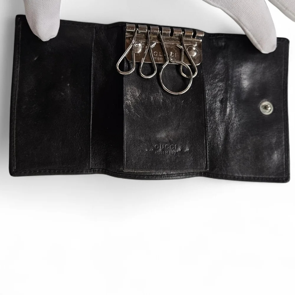 Gucci Leather Key Holder Compact Wallet In Black with Silver GG Monogram Logo